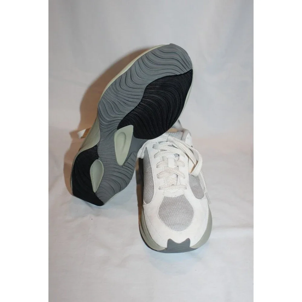 New Balance unique design